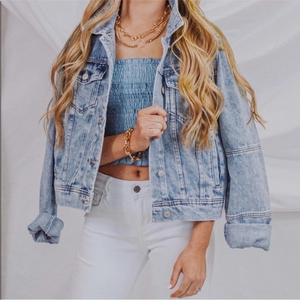 Free People Light Wash Blue Denim Jean Jacket